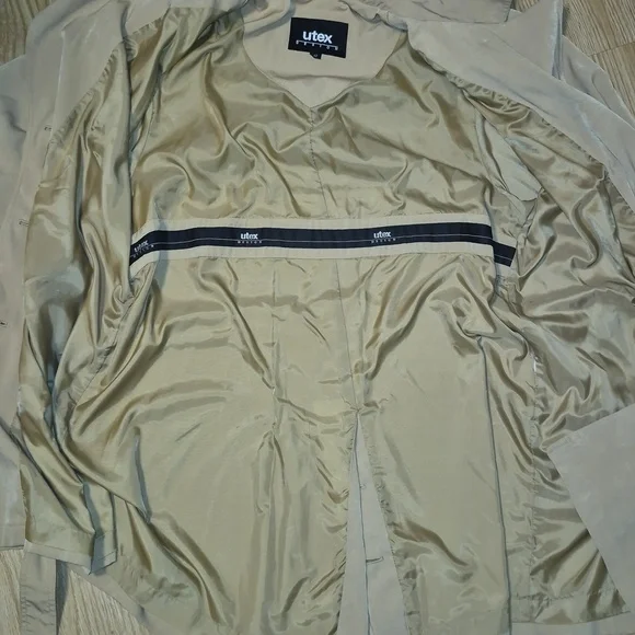 Womens Vintage Utex Tan Trench Coat with Waist Tie - Picture 6 of 6